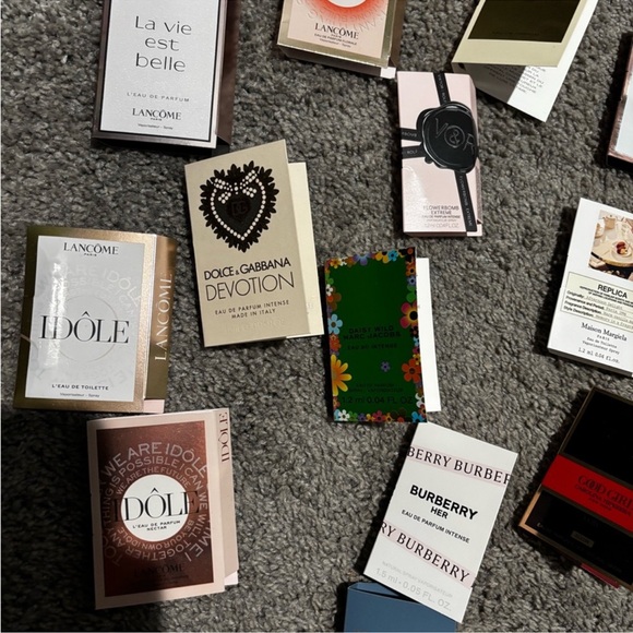 Assorted Fragrance samples - Picture 3 of 3